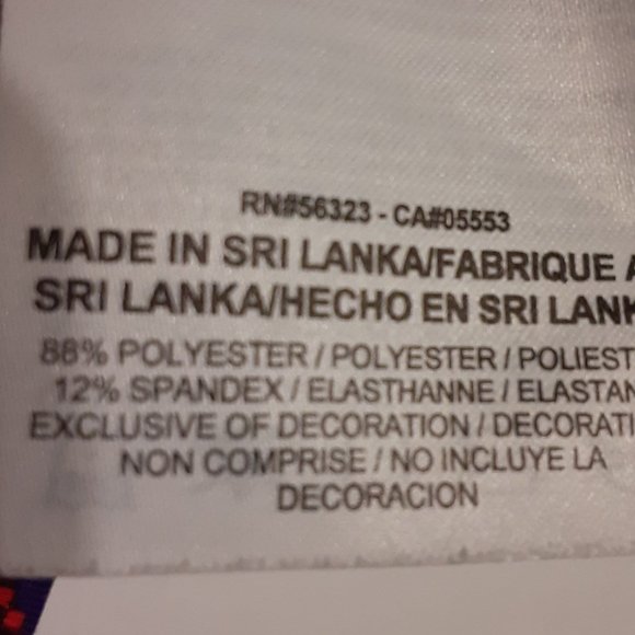 Nike Pro Women's Dri Fit Multi Tribal 1/2 Zip Pullover Top in Size S 685681-696 - Picture 6 of 6